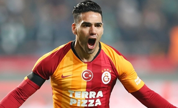 Fatih Terim'den Radamel Falcao için talimat