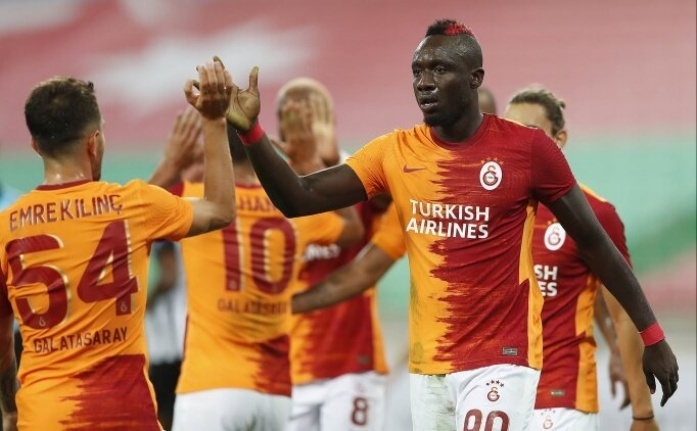 Mbaye Diagne, transfer için Terim'den izin istedi