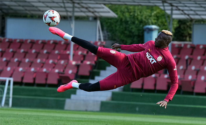 Victor Osimhen için Chelsea açıklaması!